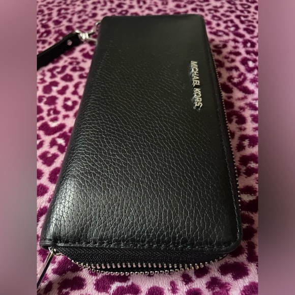 MICHAEL KORS WALLET,Michael Kors Black Pebbled Leather Wallet - Picture 11 of 15